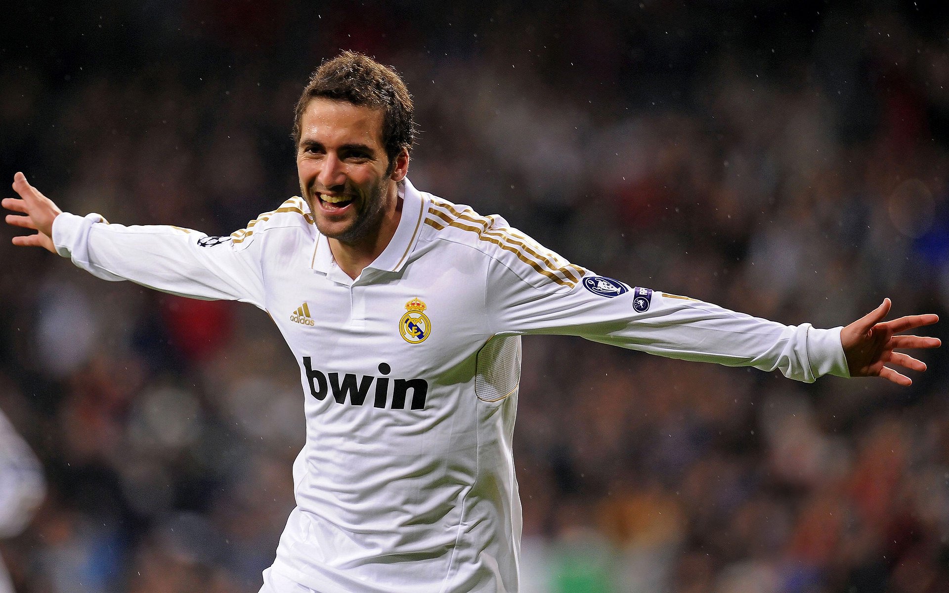 世界排名争夺战之夜,卡马文加,舞台越大越强